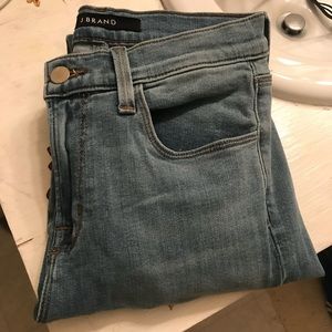 Jbrand Skinny Jeans 26